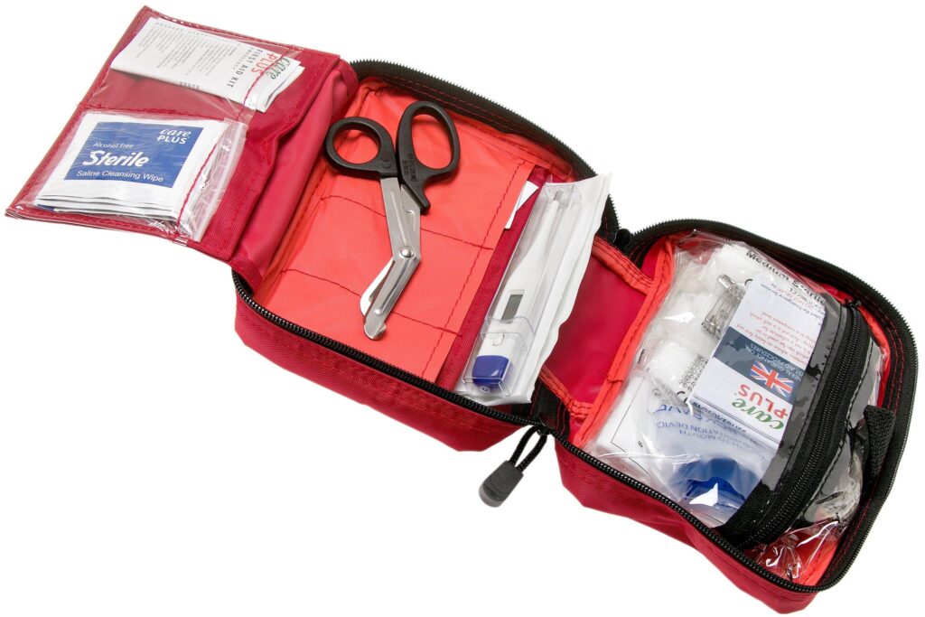 kit de primeros auxilios para auto